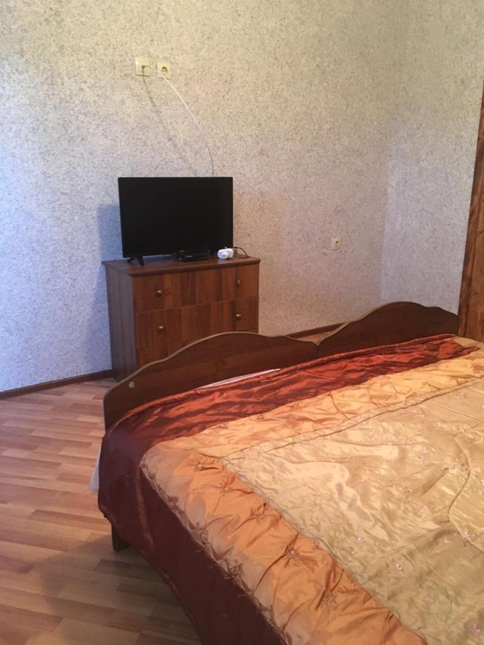 Esnat Guest House Титова 25А Сухуми Екстериор снимка